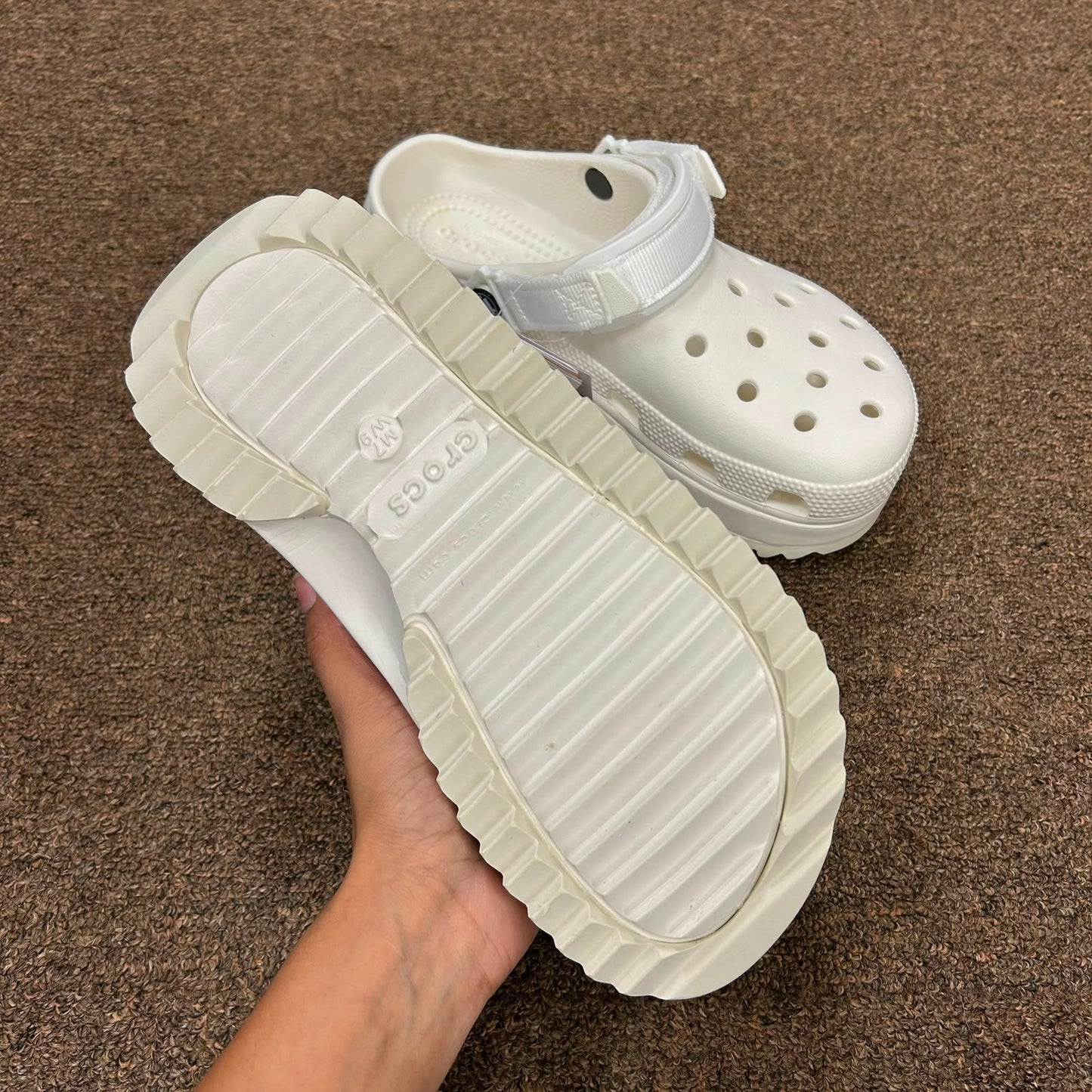 HIKR-CLOGS-TRIPLE WHITE