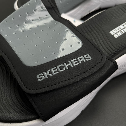 SKCHRS-GWALK-SLIDES-BLACK/WHITE