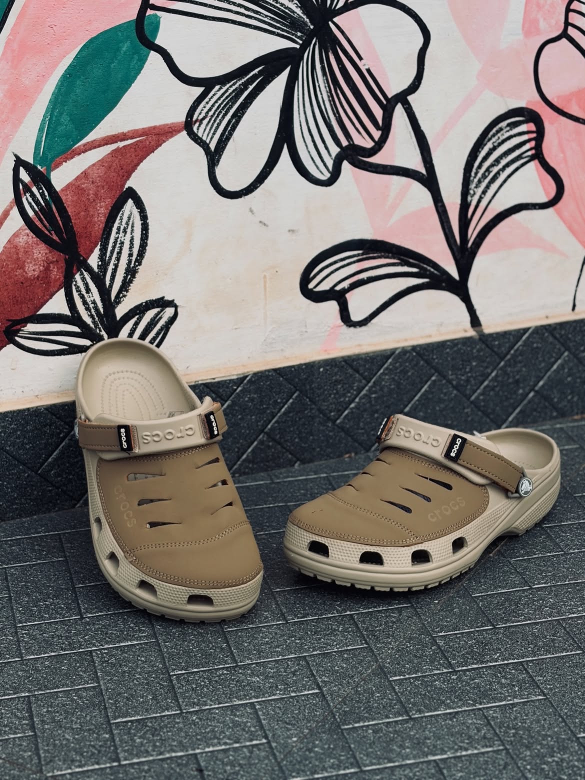 YUKON-VISTA-1-CLOGS (BEIGE)