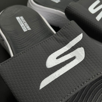 SKCHRS-MAX-CUSHION-SLIDES-GREY