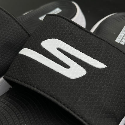 SKCHRS-MAX-CUSHION-SLIDES-BLACK