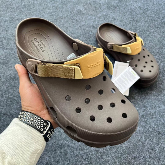 ALL-TERRAIN-CLOGS-BROWN