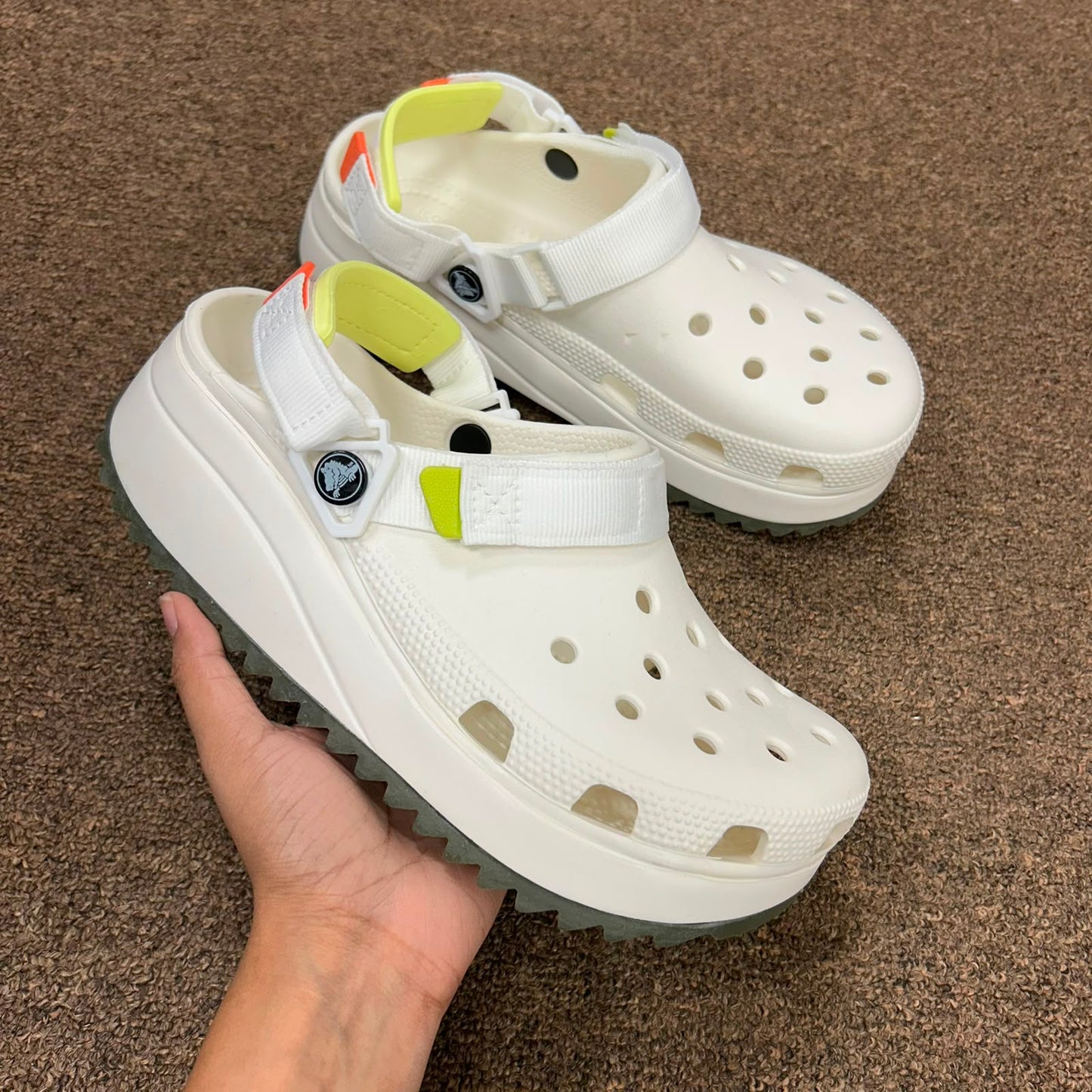 HIKR-CLOGS-WHITE