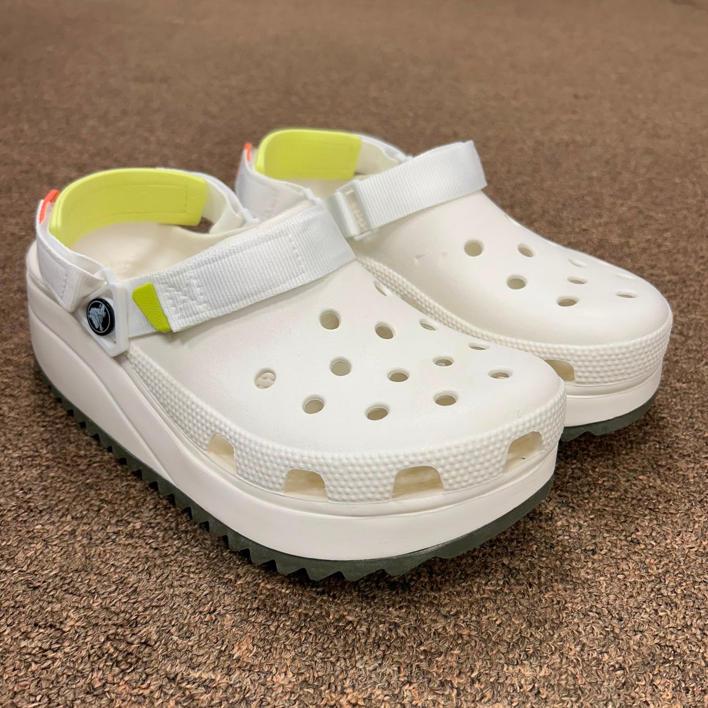HIKR-CLOGS-WHITE