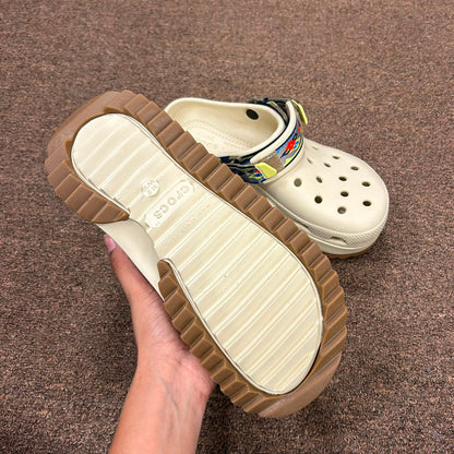 HIKR-CLOGS-IKAT
